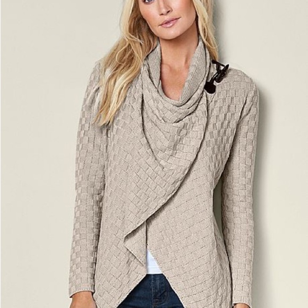 Venus Beige Tan Basket Weave Wrap Sweater with Toggle Closure 
NWT 
Size Small